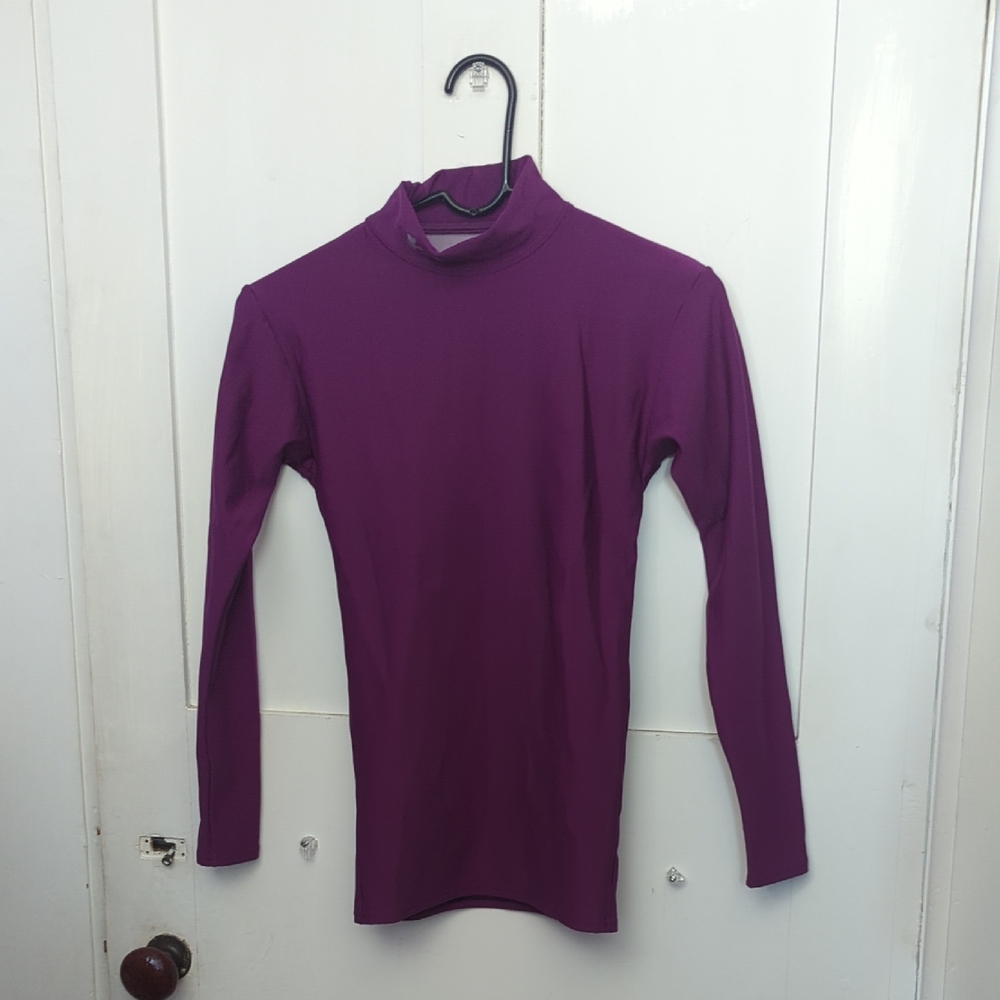 Under Armour Cold Gear Compression Shirt. Like New.